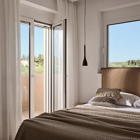 Hora Ionica Villa, Private Pool & 10acre Greenland, By Thinkvilla